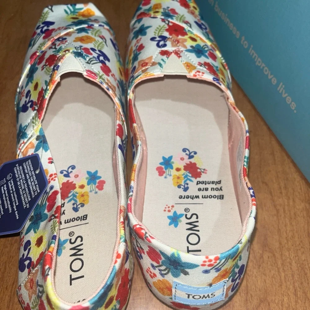 TOMS Multicolor Floral Canvas Slip-Ons - Picture 4 of 6